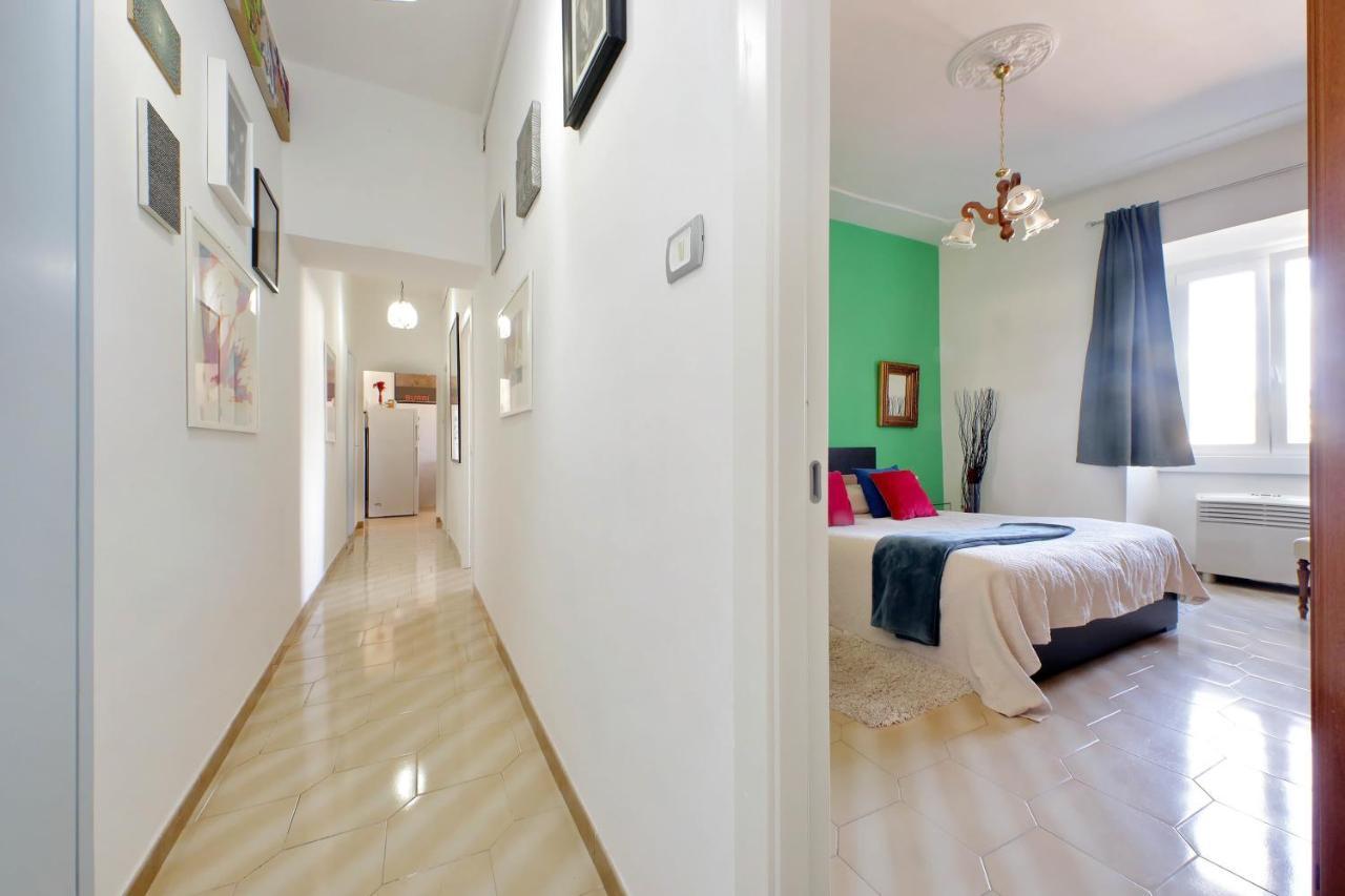 Casa Rossi Roma Lägenhet Exteriör bild